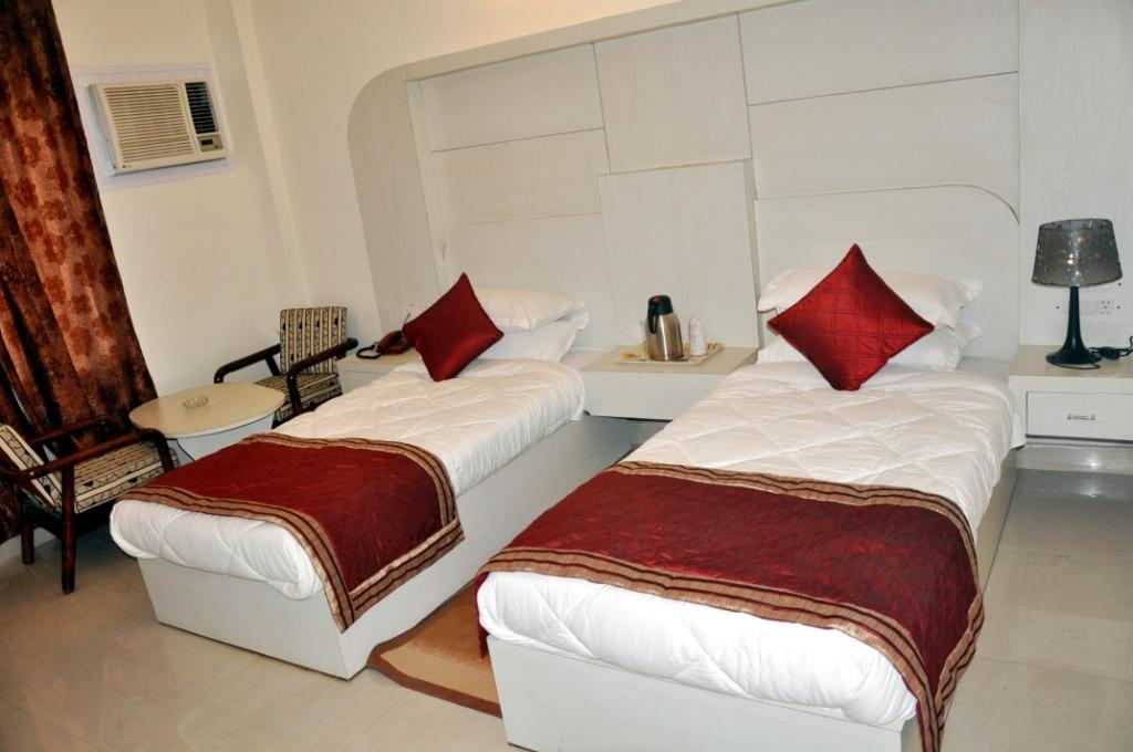 Hotel Mount View คาตรา ภายนอก รูปภาพ