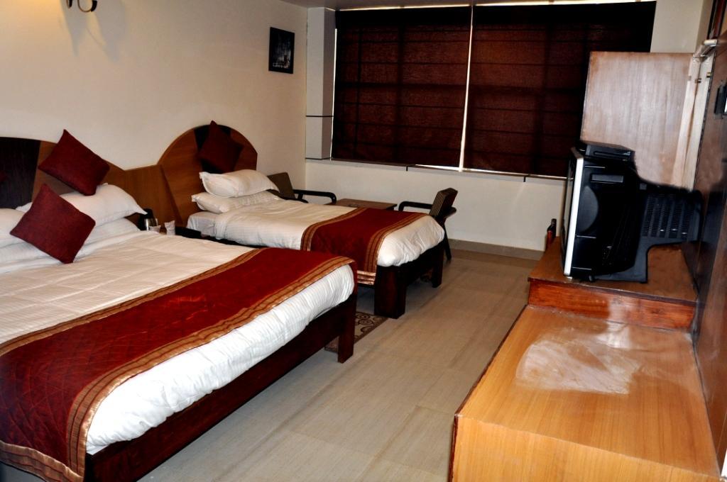 Hotel Mount View คาตรา ภายนอก รูปภาพ